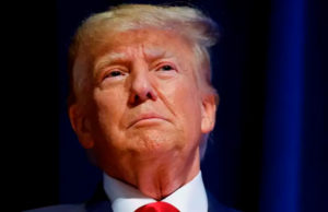 Trump vuelve a posponer ultimátum a Irán para reabrir Ormuz