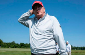 Revelan grabación de Trump en la que admite tener documentos clasificados cuando ya no era presidente