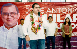 Aguilar Castillejos une a Palenque a su proyecto