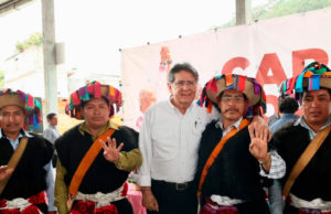 Indígenas tzeltales de Tenejapa se reúnen con Carlos Morales en Asamblea Informativa