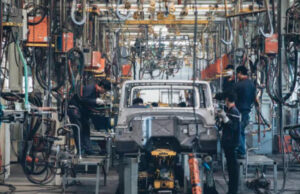 Embajada de China pide a México actuar con cautela y pensar dos veces medida arancelaria a automóviles ligeros