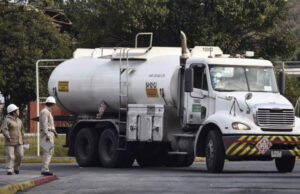 A partir del 15 de Octubre, QR obligatorio en pipas para rastrear combustible y combatir huachicol