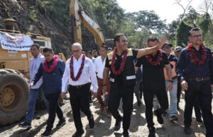 En San Fernando, Eduardo Ramírez constata avances de caminos