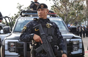 Diputados de Chiapas aprueban reforma para otorgar mejor armamento a policías para combatir la delincuencia; gobernador mandó la iniciativa