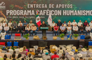 Eduardo Ramírez lleva apoyos del programa Café con Humanismo a cafeticultores de la Sierra