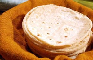 Prevén que kilo de tortilla suba hasta 4 pesos por aumento de harina de maíz; competencia desleal distorsiona mercado, acusan