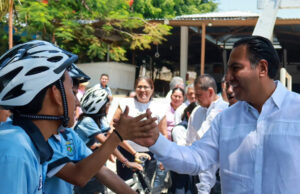 Con inversión en escuelas y apoyos a estudiantes, Eduardo Ramírez fortalece la educación en Chiapas